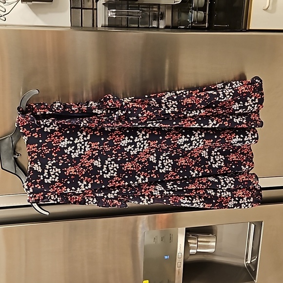 💕MICHAEL by MICHAEL KORS💕 Cold Shoulder Blouse ~ Micro Floral Print Small NWT - Picture 2 of 8